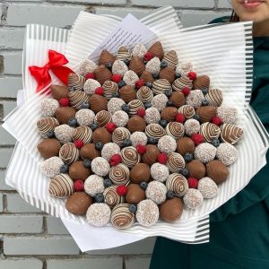 Клубника в шоколаде «Шоколадная симфония»