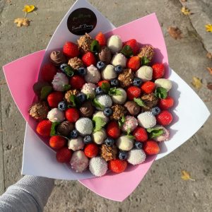 Клубника в шоколаде «Ягодный поцелуй»